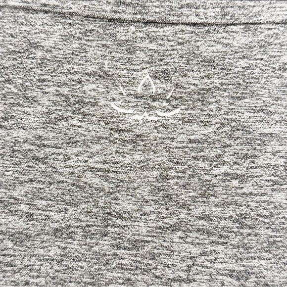 Beyond Yoga Cut and Run Pullover S - Picture 6 of 8
